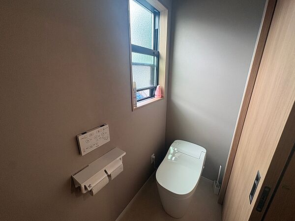 トイレを拡大表示