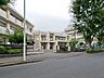 周辺：富士見小学校（520m）