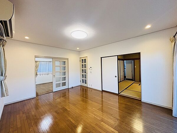 リビング/ダイニング