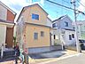 外観：戸建てが立ち並ぶ静かな住宅街。四季折々の移り変わりを感じながら自然と楽しみ、暮らす、そんな毎日を日々の中で感じられる住環境 