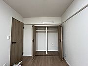収納豊富な間取りで家の中がスッキリ片付きそうです。 