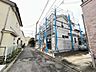外観：周囲の建物と調和しながら新しい暮らしの形を描く穏やかな周辺環境です 