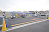 周辺：ローソン所沢向陽町西店（550m）