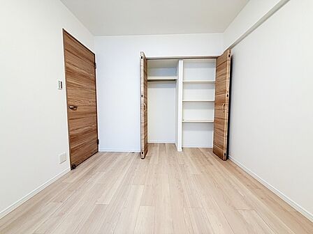 大容量クローゼット付き!家族の成長と共に増える荷物もスッキリ収納。