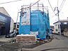 外観：カースペースは1台駐車できます。車庫の出し入れのしやすさなど、実際に現地にてご確認ください。 