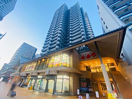 五感で感じる、現地でしかわからない事も沢山ございます。周辺環境なども一緒にご案内いたしますのでお気軽にお問合せください。