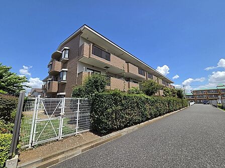 五感で感じる、現地でしかわからない事も沢山ございます。周辺環境なども一緒にご案内いたしますのでお気軽にお問合せください。