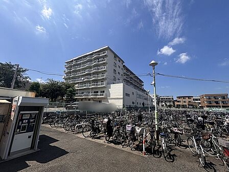 五感で感じる、現地でしかわからない事も沢山ございます。周辺環境なども一緒にご案内いたしますのでお気軽にお問合せください。 