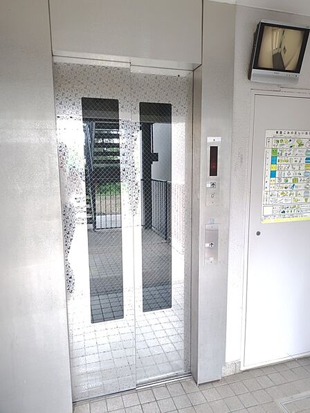 エレベーター