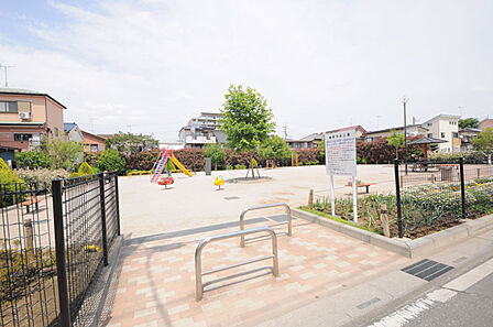 美原中央公園(所沢市)(560m)