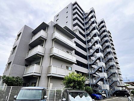五感で感じる、現地でしかわからない事も沢山ございます。周辺環境なども一緒にご案内いたしますのでお気軽にお問合せください。