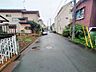 外観：6m幅員の道路に面しておりお車の運転が苦手な方でも安心して出入りいただけます。 