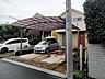 外観：戸建てが立ち並ぶ静かな住宅街。四季折々の移り変わりを感じながら自然と楽しみ、暮らす、そんな毎日を日々の中で感じられる住環境 