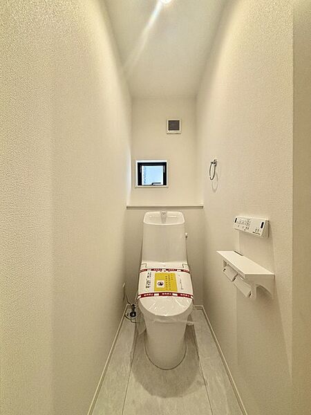 トイレを拡大表示
