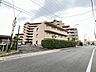 外観：安心感をもたらす重厚なフォルムが暮らしの拠点を彩ります 