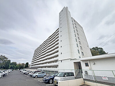 外観：五感で感じる、現地でしかわからない事も沢山ございます。周辺環境なども一緒にご案内いたしますのでお気軽にお問合せください。 