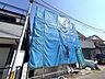 外観：車通りの少ない閑静な住宅地、のびのびした子育てに適します。 