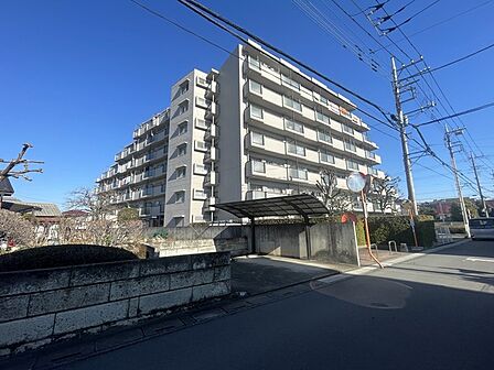 こちらのマンションは、全69戸のコミュニティです。