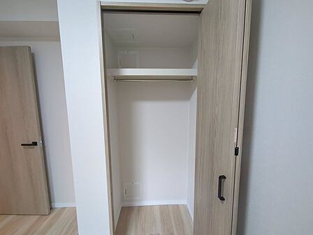 部屋ごとに設けた収納は、住みやすさへのこだわり。