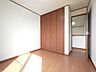 子供部屋：たっぷりの陽光と、心地よい風が舞い込みます。 