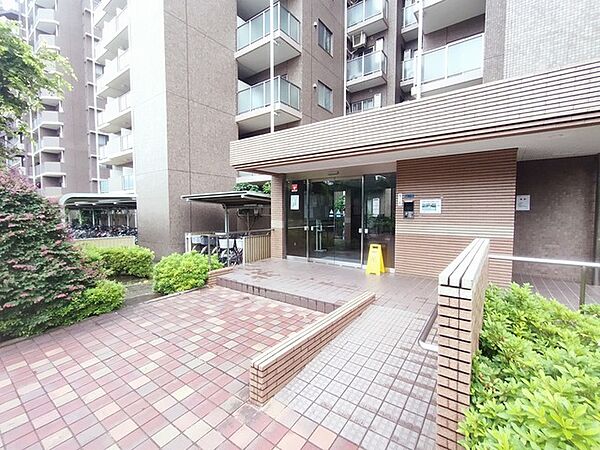 エントランスを拡大表示