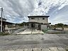外観：閑静な住宅地で、小さなお子様がいるご家族にも安心。 