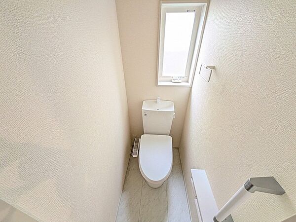 トイレを拡大表示