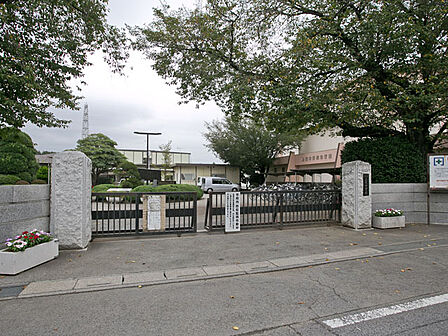上尾市立上尾中学校(820m)