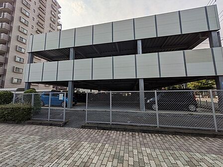 住環境に溶け込み、日々の暮らしを整える整然とした佇まいが安心感をもたらします。
