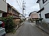 外観：日々の暮らしの気配が穏やかに溶け合う、落ち着きのある閑静な住宅街。