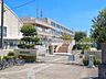 周辺：さいたま市立七里中学校（880m）