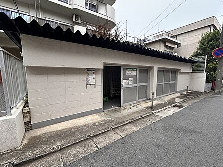 ごみ置場