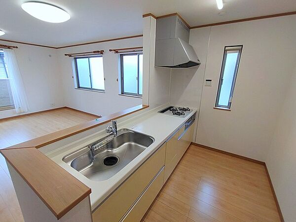 キッチンを拡大表示