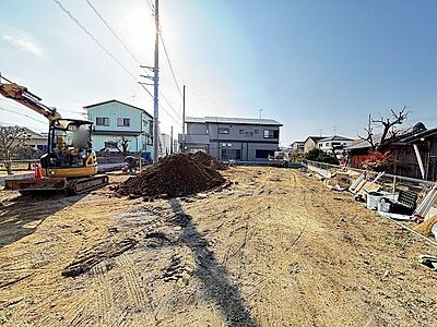 外観：広々カースペースも可能な、ゆとりの敷地のご提案。 