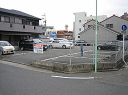 名西永井駐車場