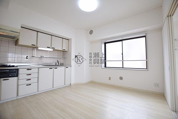 リビング/ダイ...