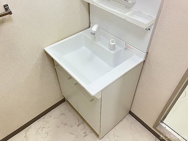 画像11:使いやすいシャワー付き独立洗面台です♪