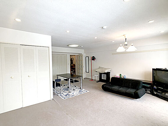 別角度から見た...