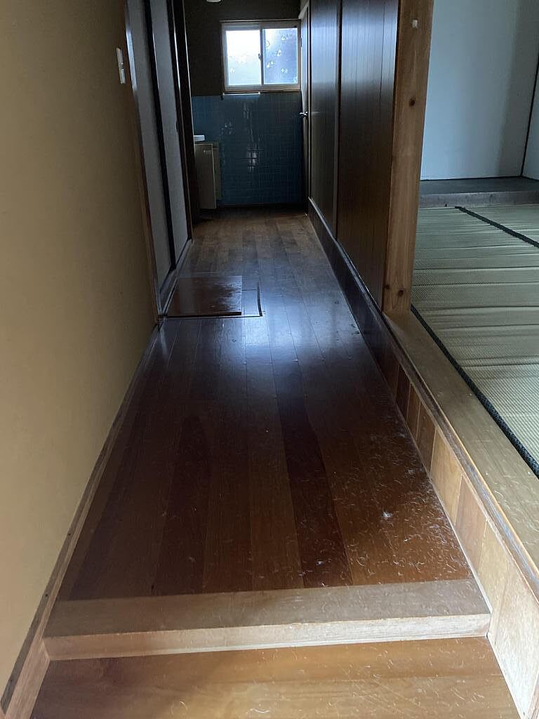 detached 大分県佐伯市鶴見大字地松浦591