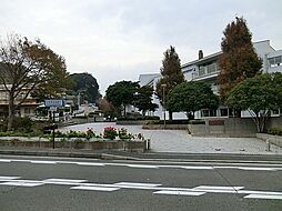 [周辺] 横浜市立本牧中学校まで1481m