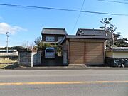 外観全面道路含む