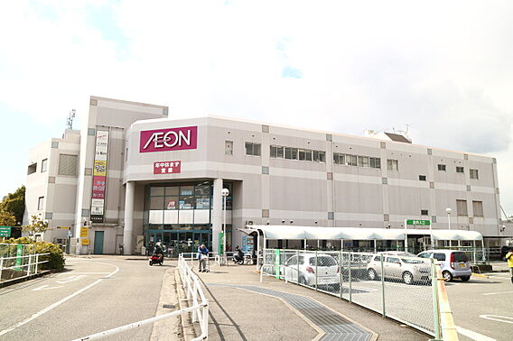 スーパー　イオ...