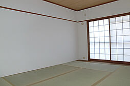 国分本町・八幸ハイツ 4階2LDKのリビング/ダイニング