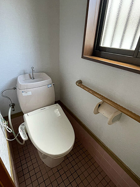 トイレを拡大表示
