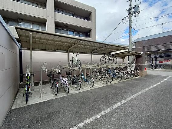 駐輪場