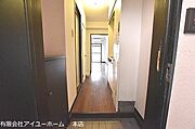 ☆★　玄関から室内を見た様子です　★☆