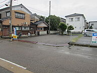 富山県高岡市長慶寺22番6：物件画像