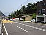 外観：前面道路含む現地写真