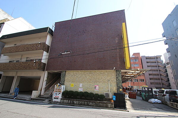 広島県広島市中区橋本町(賃貸マンション2DK・3階・40.00㎡)の写真 その1