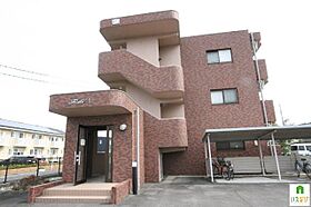 香川県高松市林町（賃貸マンション1LDK・1階・45.00㎡） その1